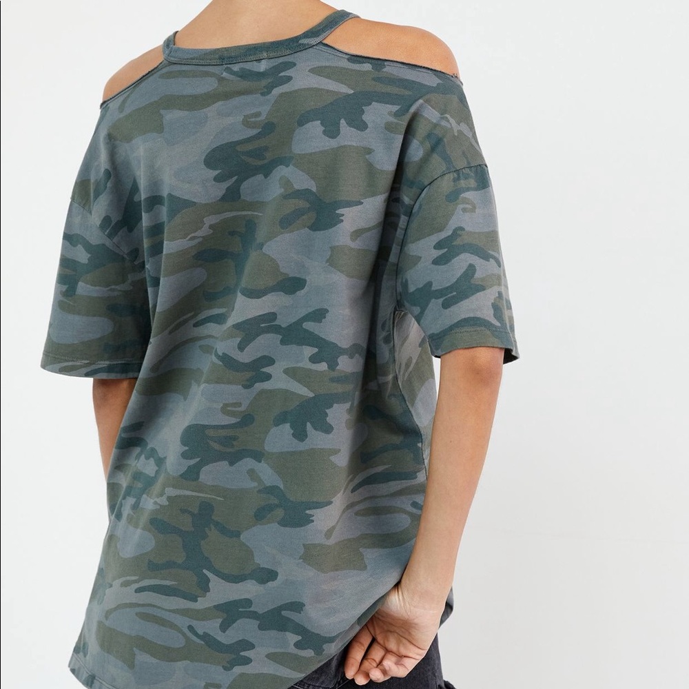 Anthropologie | BOYFRIEND CUT-OUT TEE | Size Med - Picture 4 of 5